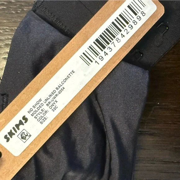 SKIMS Women's Black Unlined Balconette Bra - Picture 5 of 6